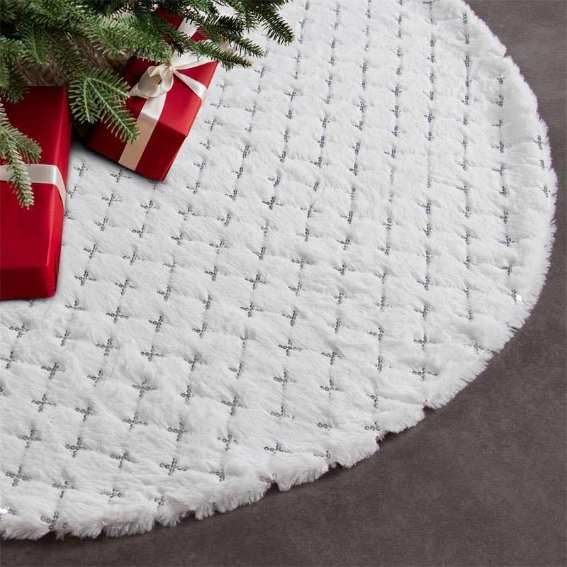 2020 Creative New Fashion White Christmas Tree Skirt Christmas Gift White Hair Embroidered Beads Tree Skirt Christmas