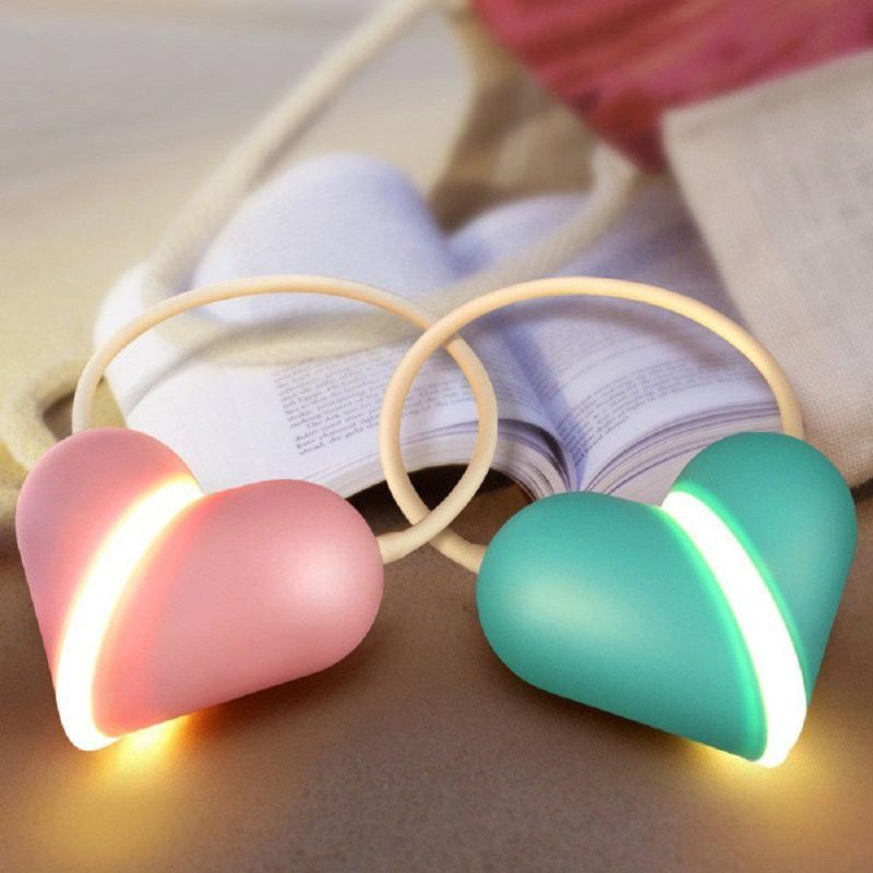 Life Heart Lock Type LED Reading Light USB Charging