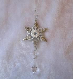 27*7cm Metal Snowflake with Clear Ornament for Home Decoration