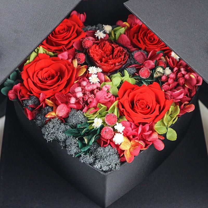 New Style Best Valentines′ Day Gift Preserved Roses Flower 5 Roses in Heart-Shaped Gift Box for Your Love