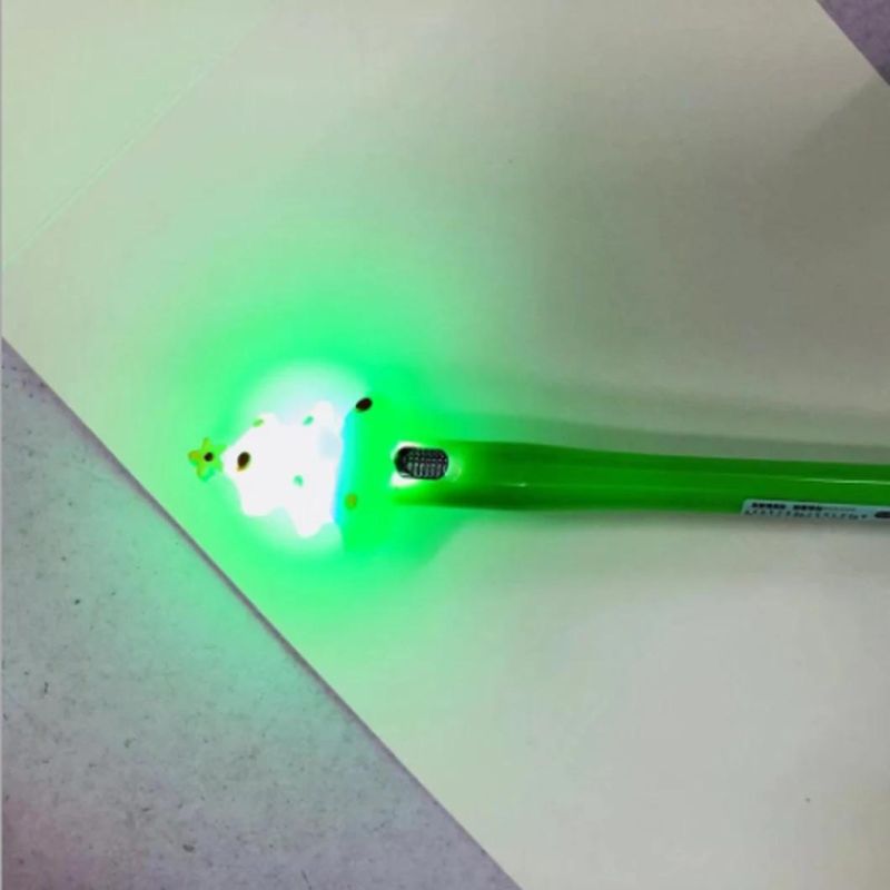 Christmas Santa Claus/Christmas Tree/Snowman Light-up Pen Kid′ S Pen Gift