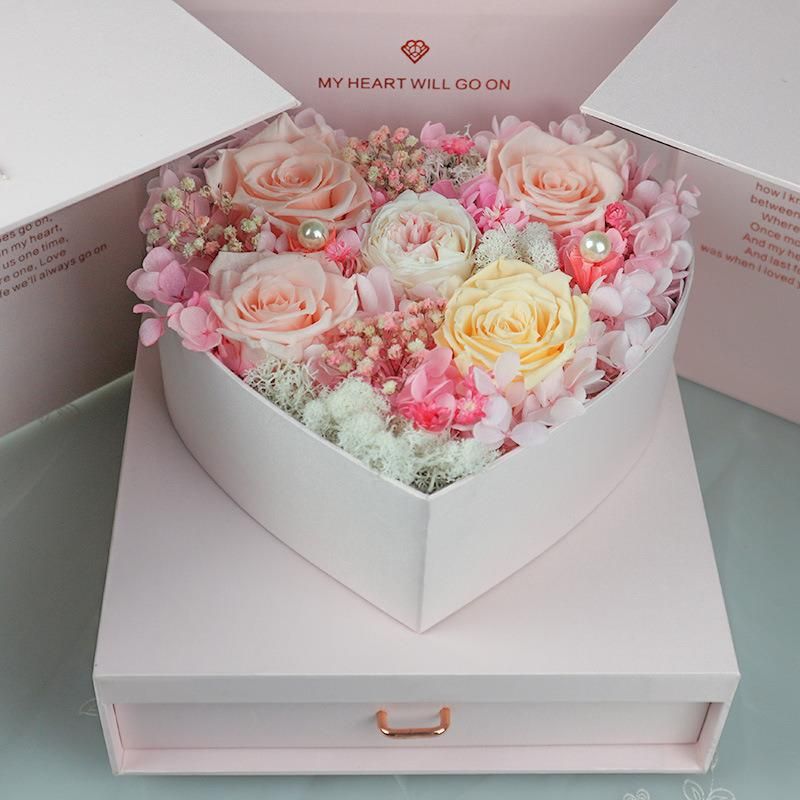 New Style Best Valentines′ Day Gift Preserved Roses Flower 5 Roses in Heart-Shaped Gift Box for Your Love