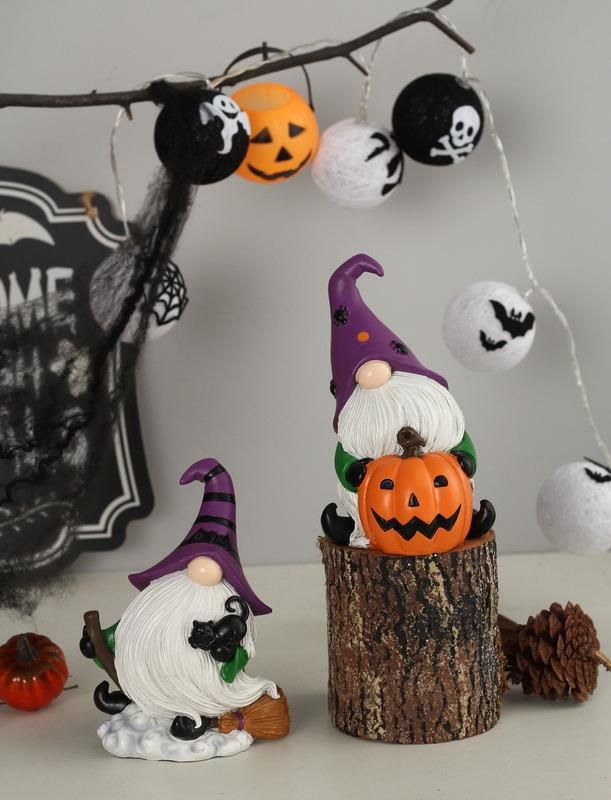 Latest Style Wholesale Custom High Quality Party Accessories Craft Halloween Resin Gandalf on Pumpkin