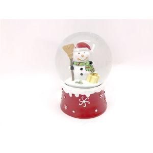 Small Snow Globe Holiday Decoration Resin Water Ball