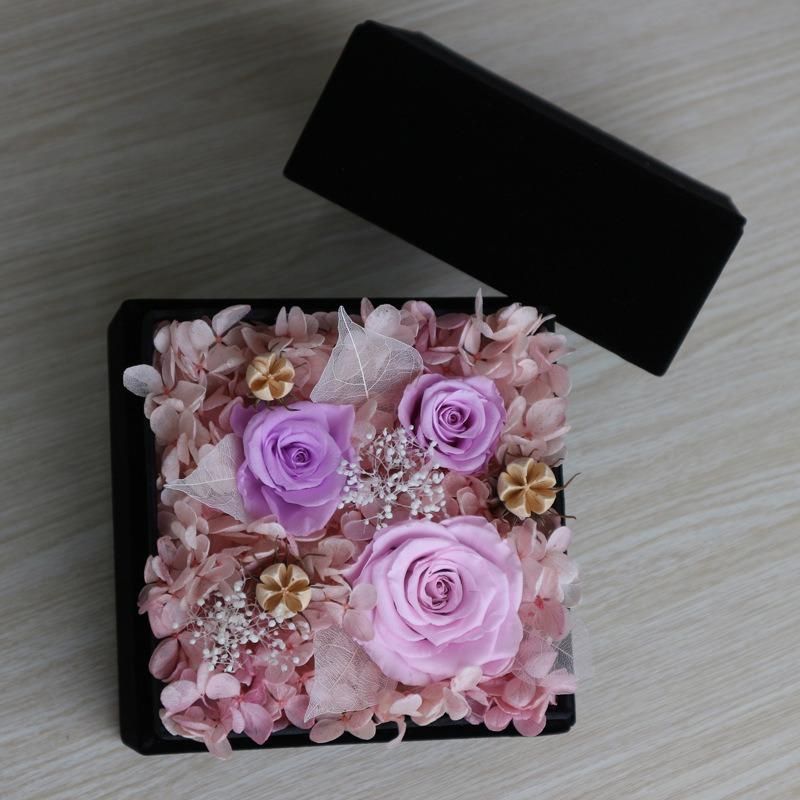 Factory Supply Beautiful and Romantic Natural Preserved Roses Flower Gift Box for Girlfriend